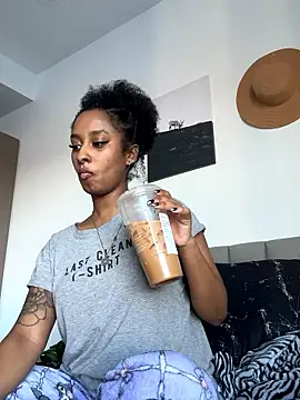 Your Paris online show from January 2026 09:18:02 PM