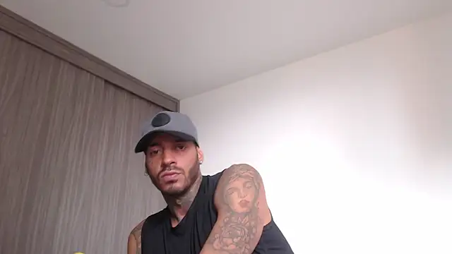 mulatos16 online show from December 2024 05:54:02 PM