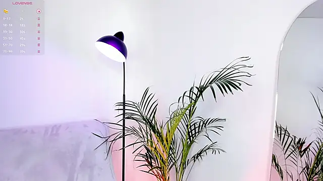 Snapshot of meow_moon_ chatting on January 2025 08:13:01 AM meow moon online show from January 2025 08:13:01 AM