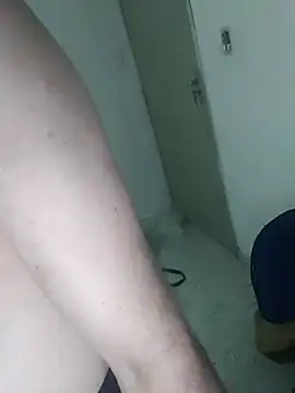 Snapshot of pikalindaxx chatting on February 2026 09:38:01 AM pikalindaxx online show from February 2026 09:38:01 AM