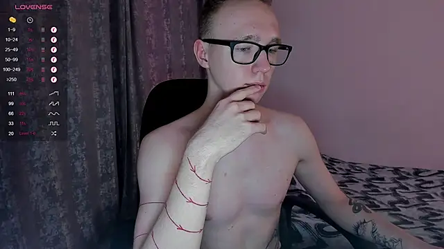 Alex silents online show from March 2025 04:11:02 PM