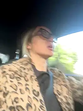 casalinga88 online show from November 2025 11:29:01 AM