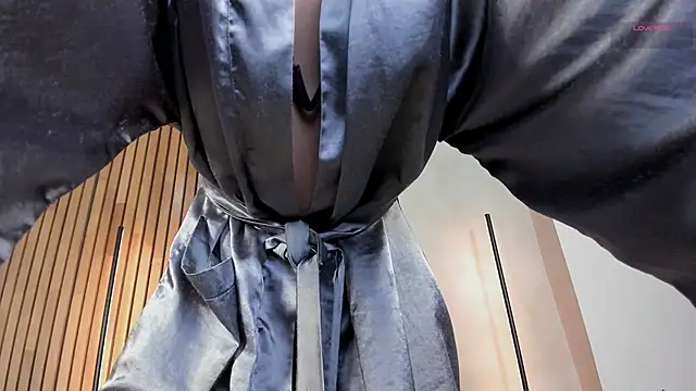 Snapshot of honeyhot69__ chatting on November 2025 11:21:02 AM honeyhot69 online show from November 2025 11:21:02 AM