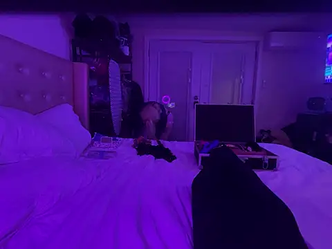 tatted-bitty online show from March 2025 05:03:01 AM