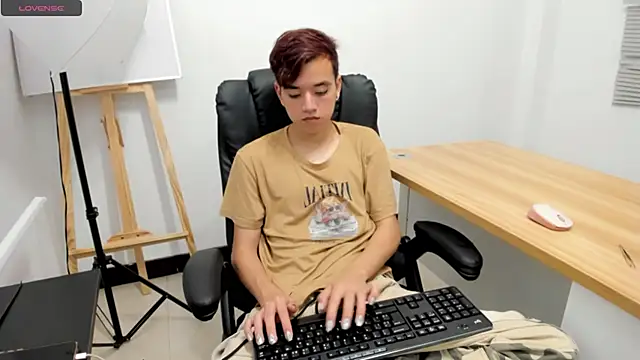 bunny maxi online show from October 2025 12:50:02 PM