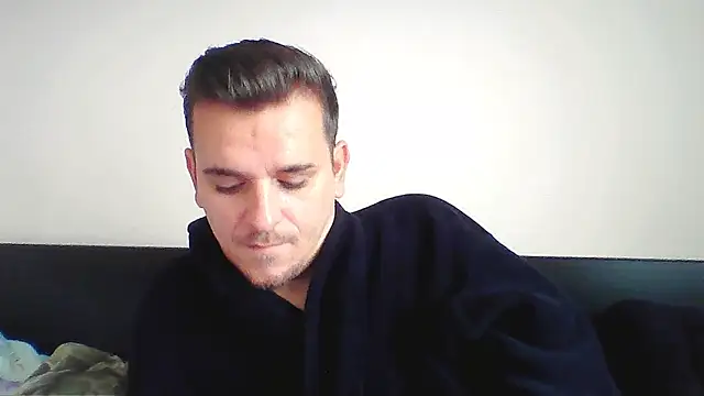 Huge cock22cm online show from November 2025 08:25:02 AM