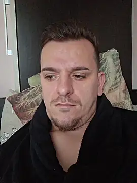 Huge cock22cm online show from February 2026 08:40:02 AM