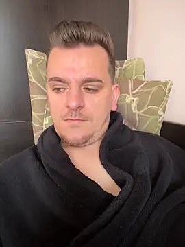 Huge cock22cm online show from March 2026 08:36:01 AM