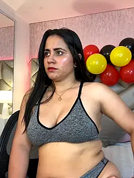 Brenda Garcia online show from September 2025 08:12:02 PM