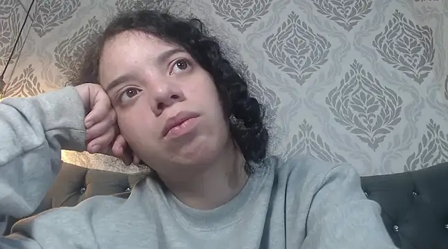 EmmaCowperr online show from March 2025 11:53:02 PM