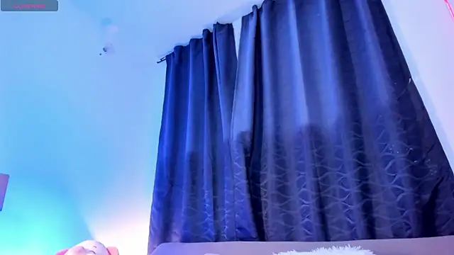 Snapshot of Josep_Davies chatting on February 2025 03:43:01 AM Josep Davies online show from February 2025 03:43:01 AM