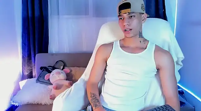 Snapshot of Josep_Davies chatting on February 2025 11:12:01 PM Josep Davies online show from February 2025 11:12:01 PM