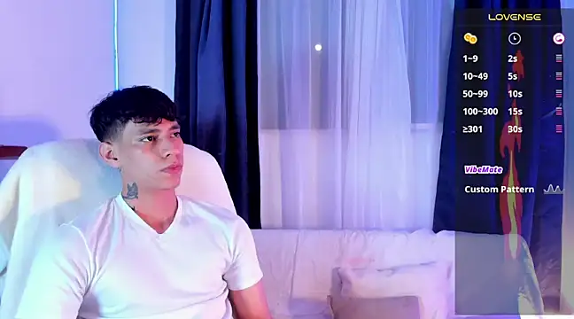 Snapshot of Josep_Davies chatting on February 2025 05:31:02 AM Josep Davies online show from February 2025 05:31:02 AM