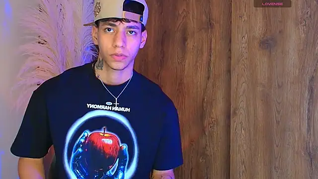 Snapshot of Josep_Davies chatting on September 2025 10:24:02 PM Josep Davies online show from September 2025 10:24:02 PM