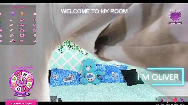 Snapshot of oliverhot2005 chatting on November 2025 02:28:01 PM oliverhot2005 online show from November 2025 02:28:01 PM