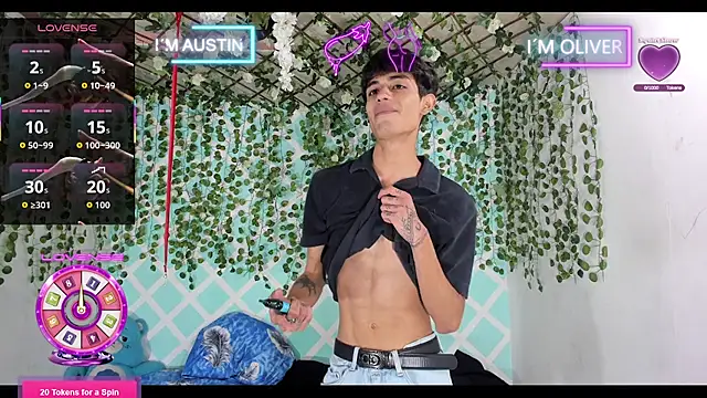 Snapshot of oliverhot2005 chatting on November 2025 05:26:01 PM oliverhot2005 online show from November 2025 05:26:01 PM