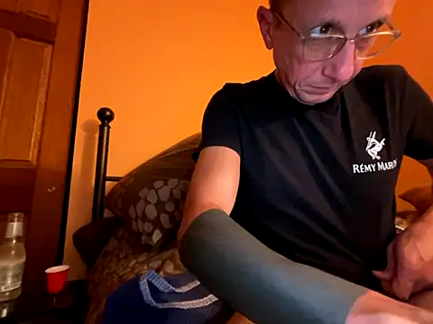 mouser21212 online show from September 2025 09:58:01 PM