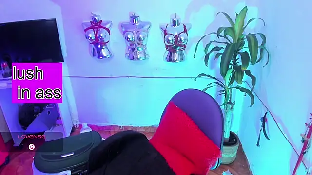 LucyStrike  online show from June 2026 12:16:02 AM