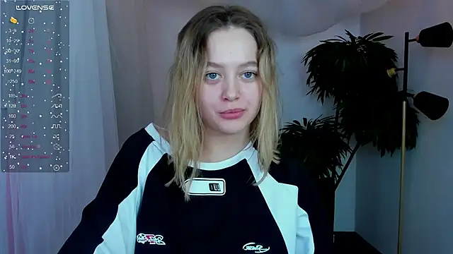 Snapshot of n0_nude chatting on January 2025 12:15:01 PM n0 nude online show from January 2025 12:15:01 PM