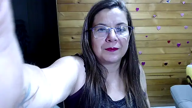 lilisa777 online show from December 2025 12:51:01 AM