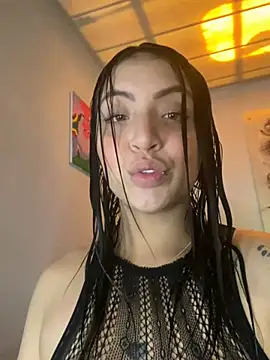 Snapshot of KetziaDoll chatting on December 2024 06:22:01 PM KetziaDoll online show from December 2024 06:22:01 PM