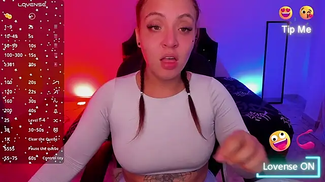 Snapshot of KetziaDoll chatting on September 2025 10:45:01 PM KetziaDoll online show from September 2025 10:45:01 PM