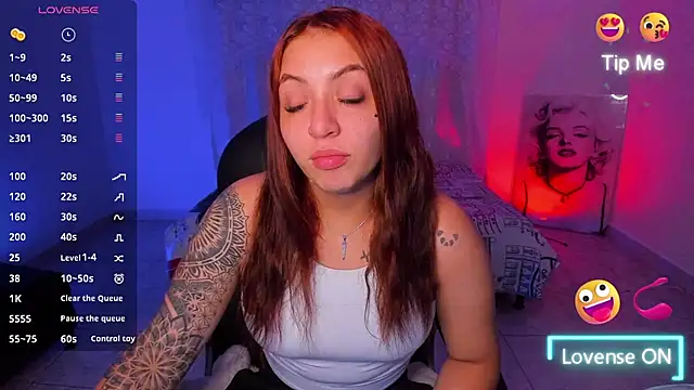 Snapshot of KetziaDoll chatting on December 2025 04:31:02 AM KetziaDoll online show from December 2025 04:31:02 AM