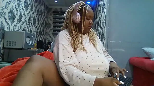 SexyRider8 online show from November 2025 02:22:01 AM