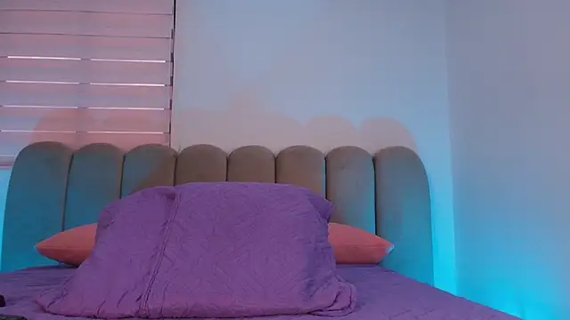 Snapshot of hot_dione chatting on November 2025 07:16:02 PM hot dione online show from November 2025 07:16:02 PM