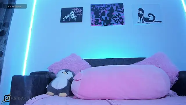 satanbabee online show from November 2025 02:39:02 AM