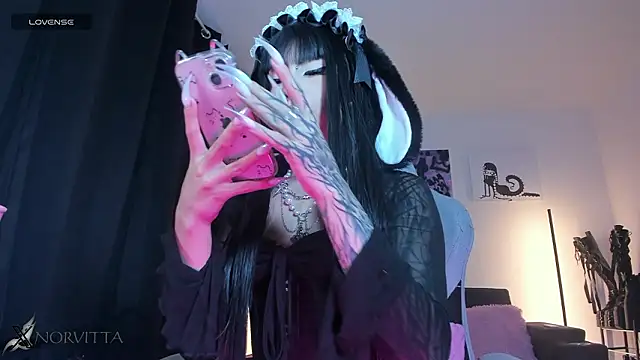 satanbabee online show from February 2026 11:52:02 PM