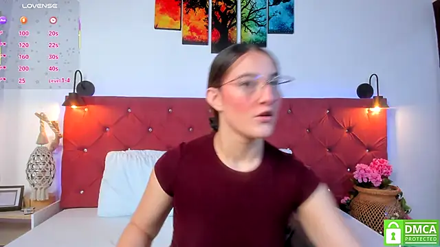 Ruth harvey  online show from November 2025 01:33:02 PM