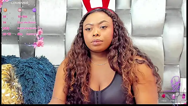 CamilaBenitez online show from December 2025 10:03:01 PM