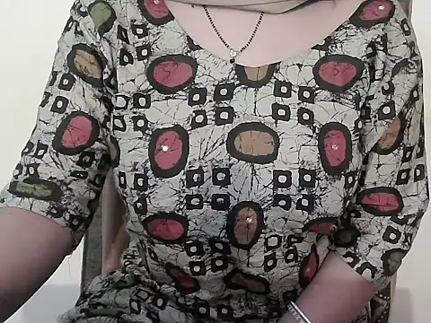 Snapshot of AMBIKA-MISHRA99 chatting on November 2025 01:18:02 AM AMBIKA-MISHRA99 online show from November 2025 01:18:02 AM