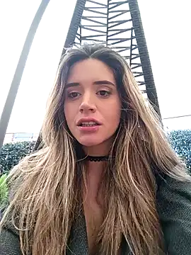 maliciaworld online show from December 2024 05:33:02 PM