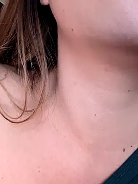 maliciaworld online show from September 2025 07:58:02 PM