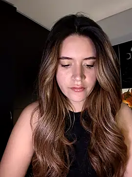 maliciaworld online show from October 2025 09:04:01 PM