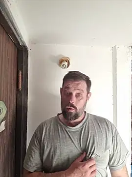 zefside42 online show from November 2025 12:49:01 PM