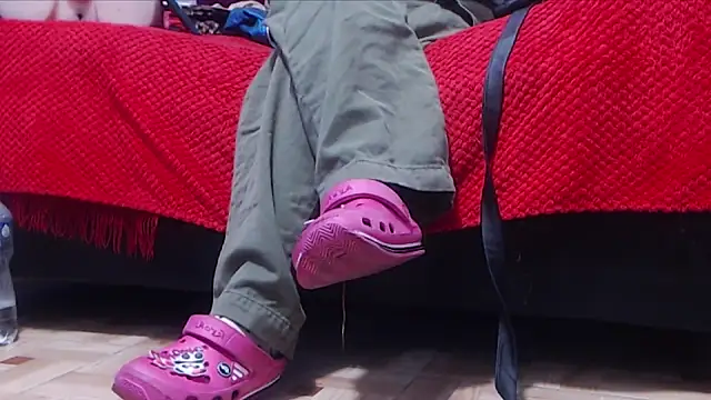 AyshaScott online show from October 2025 12:37:01 PM