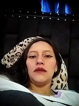 AyshaScott online show from November 2025 01:13:01 PM