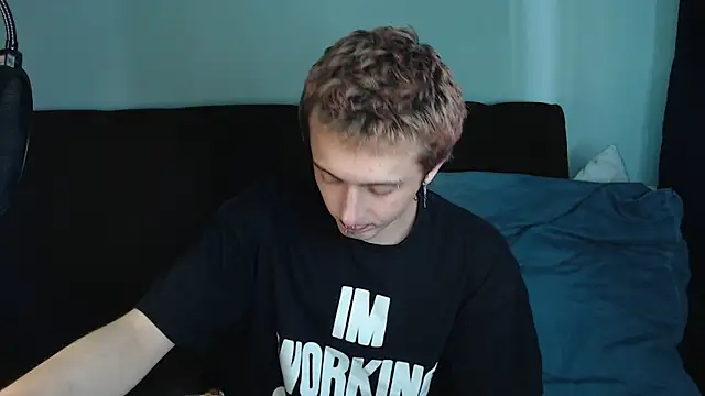 axxxturel online show from December 2024 11:00:01 AM