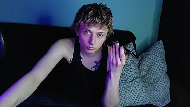 axxxturel online show from February 2025 09:59:01 PM