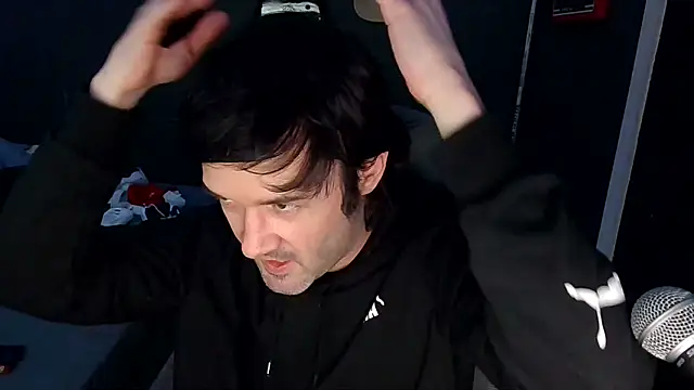 Stix Zadinia online show from December 2025 05:43:02 PM