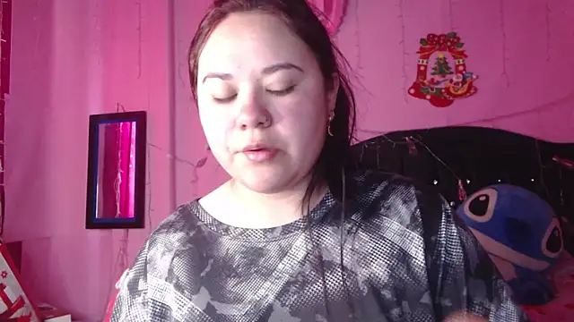 Snapshot of NikkiRous_ chatting on November 2025 02:45:02 PM NikkiRous online show from November 2025 02:45:02 PM