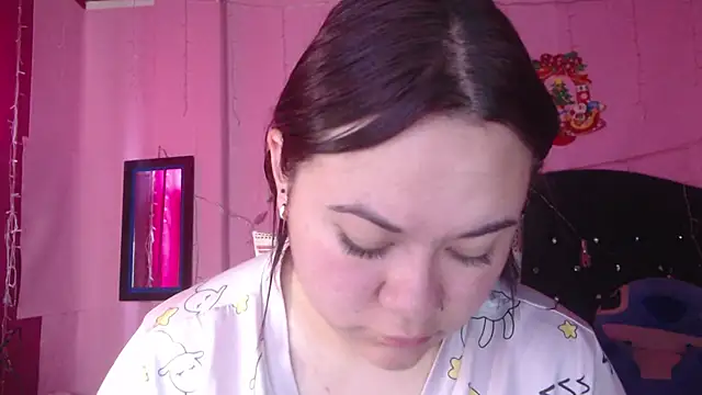 Snapshot of NikkiRous_ chatting on November 2025 01:03:01 PM NikkiRous online show from November 2025 01:03:01 PM