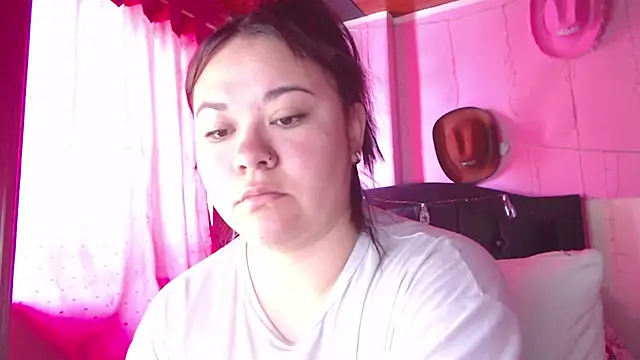 NikkiRous  online show from February 2026 04:44:01 PM