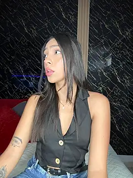 Snapshot of Ema_azel chatting on November 2025 01:29:02 PM Ema azel online show from November 2025 01:29:02 PM