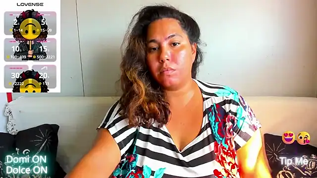 isobeladams20 online show from September 2025 10:49:02 AM