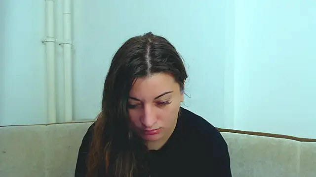 Helen Adams  online show from January 2025 04:57:02 AM