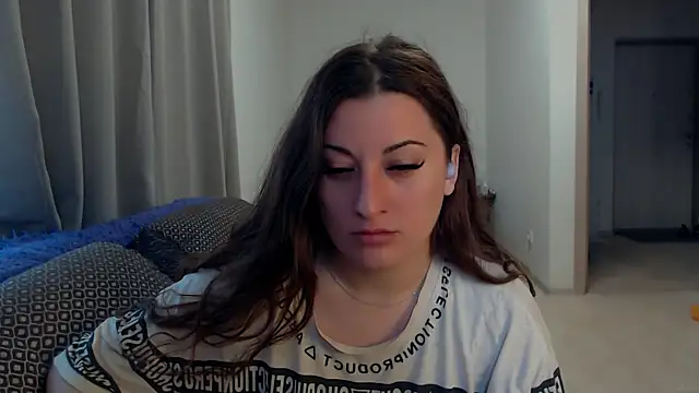 Helen Adams  online show from July 2026 05:32:01 AM